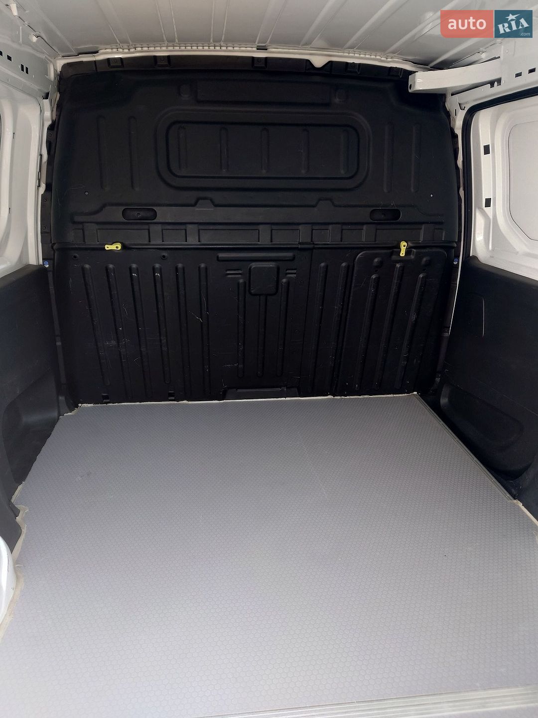 Citroen Berlingo 2021 VIN VR7EF9HPAMJ590885 фото оголошення 35 з 43