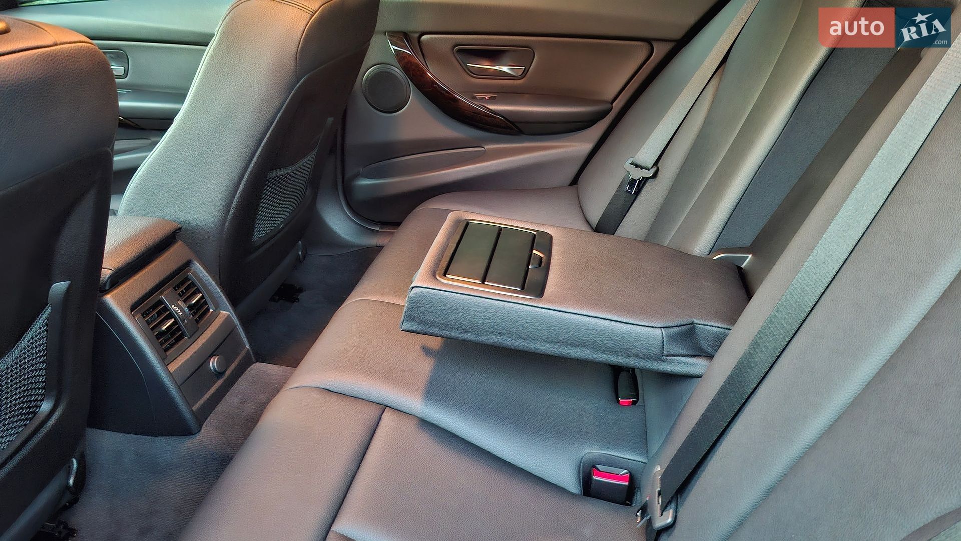 BMW 3 Series 2014 VIN WBA3D3109FK276799 фото оголошення 87 з 147