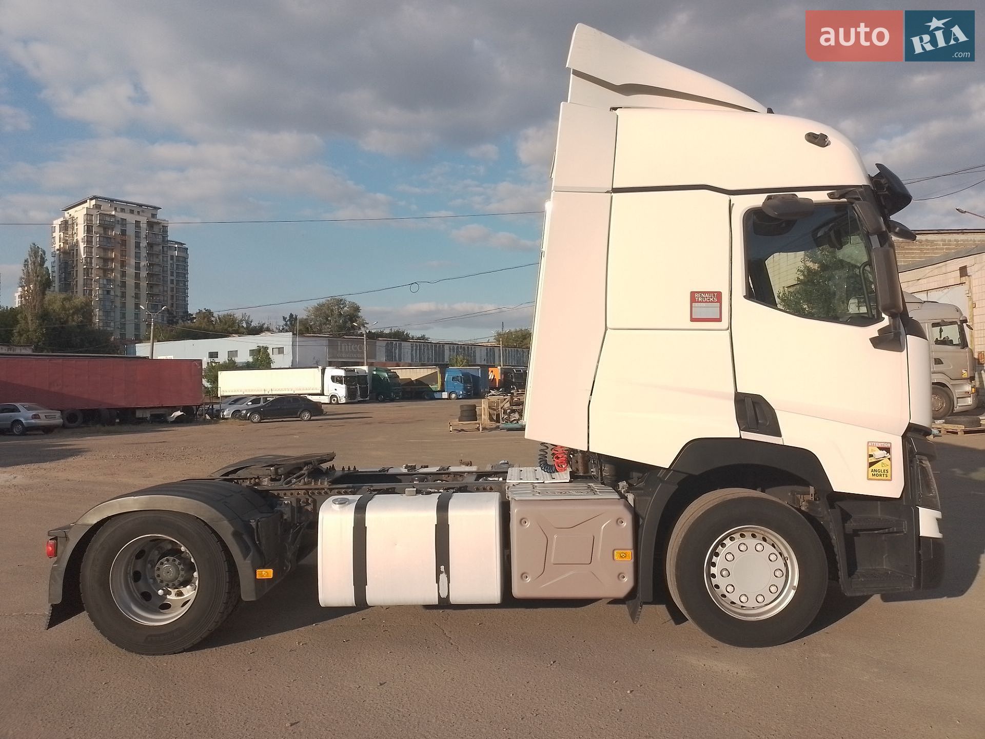 Renault Range T/T-Series 2016 VIN VF611A363GD004241 фото оголошення 2 з 59