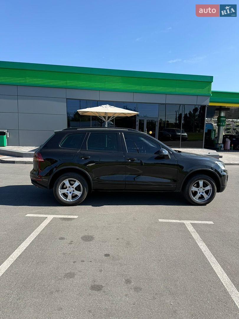 Volkswagen Touareg 2011 VIN WVGEF9BP7CD005742 фото оголошення 6 з 15