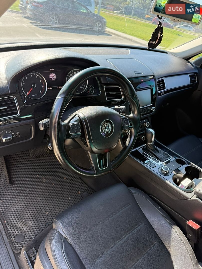 Volkswagen Touareg 2011 VIN WVGEF9BP7CD005742 фото оголошення 13 з 15