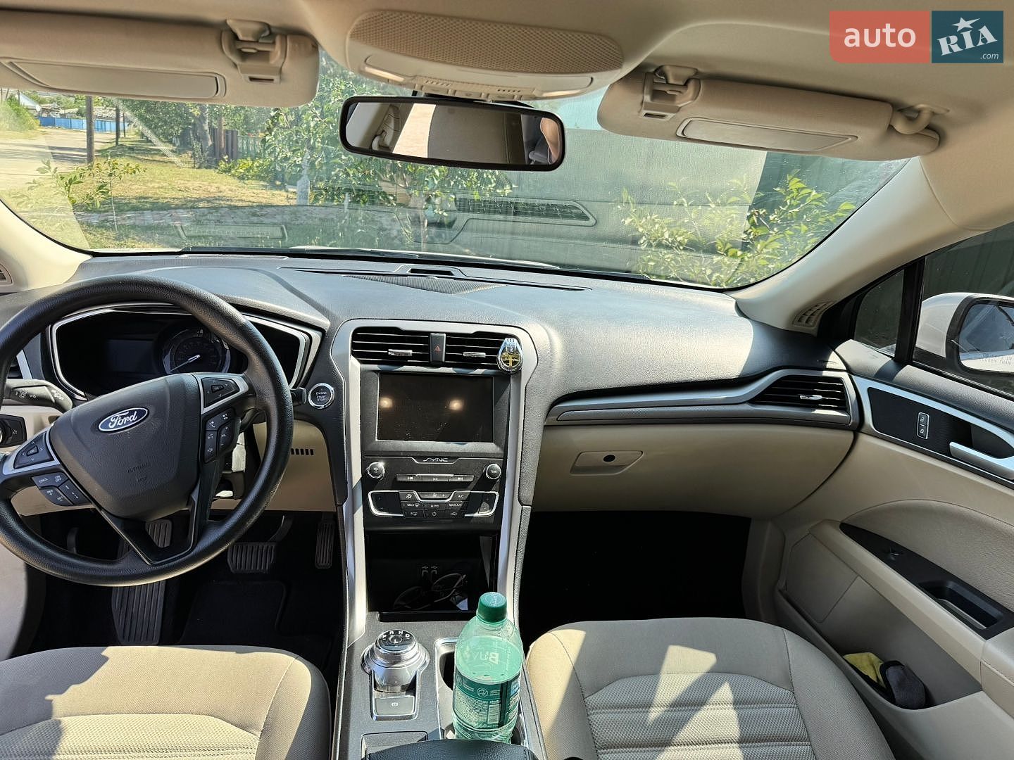 Ford Fusion 2019 VIN 3FA6P0LU3KR188610 фото оголошення 8 з 32