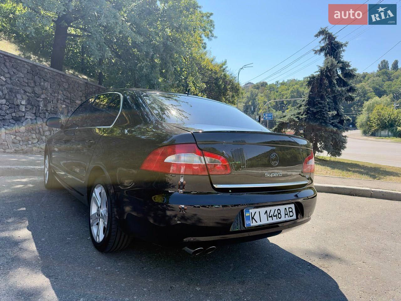 Skoda Superb 2010 VIN TMBAB73T0B9015156 фото оголошення 4 з 13