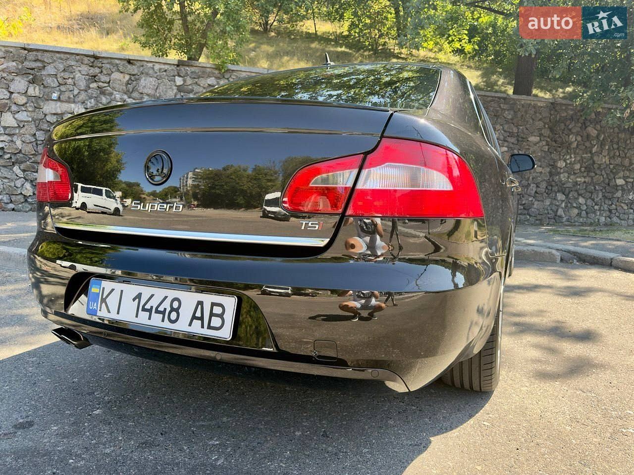 Skoda Superb 2010 VIN TMBAB73T0B9015156 фото оголошення 5 з 13