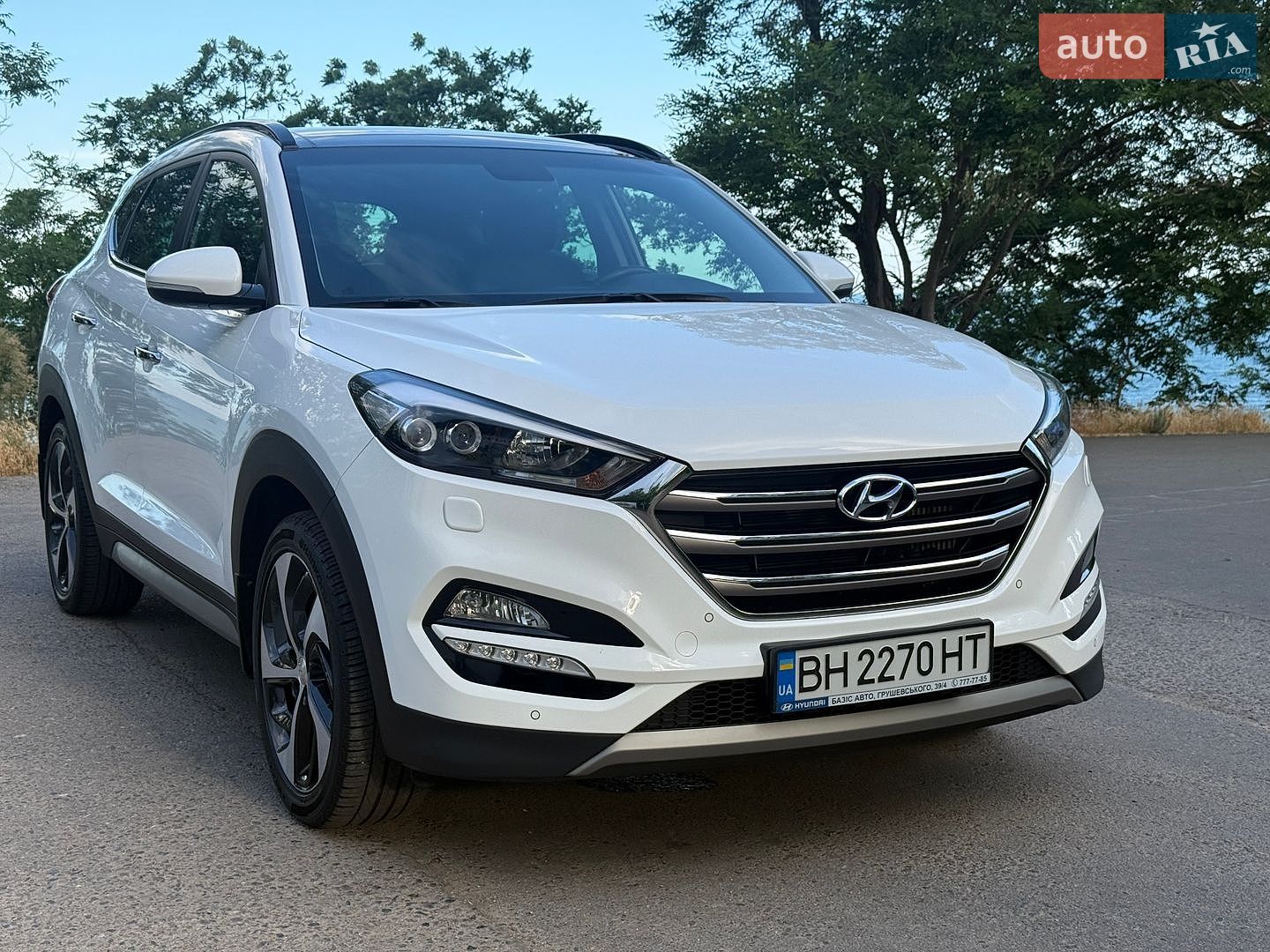 Hyundai Tucson 2017 VIN TMAJ381ADHJ393183 фото оголошення 9 з 60