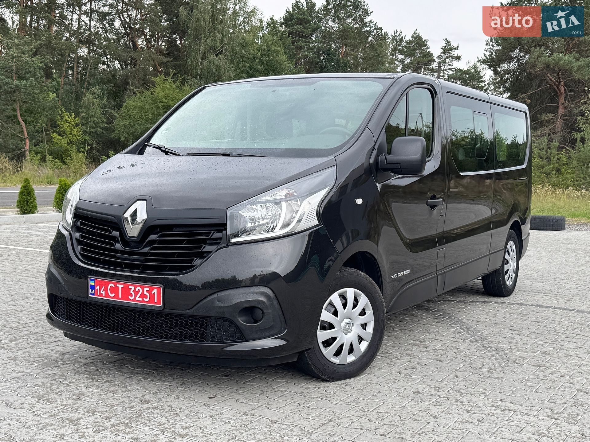 Renault Trafic 2017 VIN VF1JL000158714674 фото оголошення 3 з 47