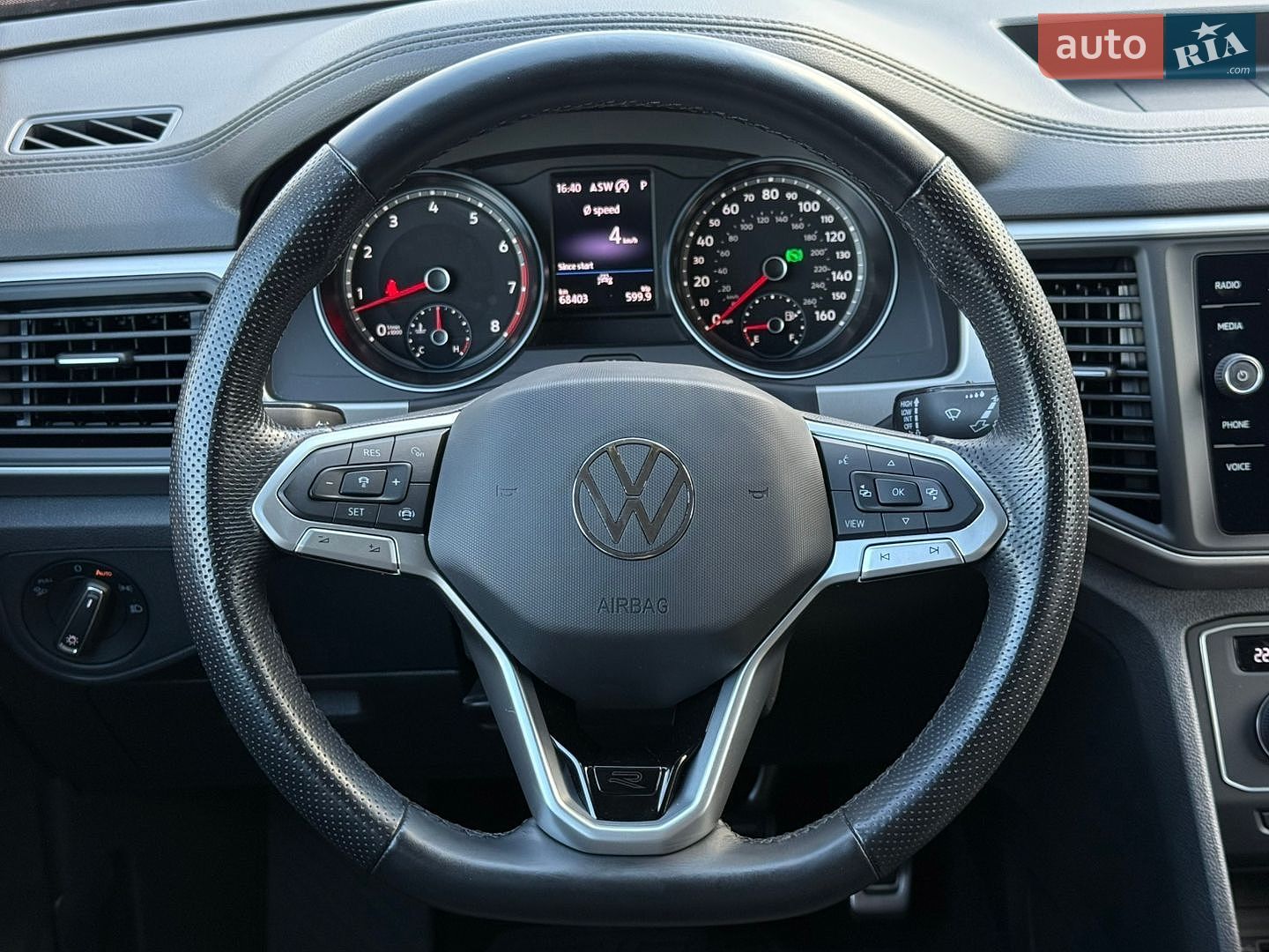 Volkswagen Atlas 2020 VIN 1V2NR2CA8MC531610 фото оголошення 32 з 52