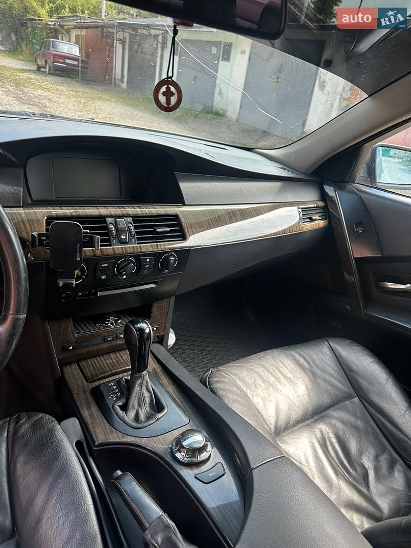 BMW 5 Series 2005 VIN WBANE31070B948825 фото оголошення 10 з 24