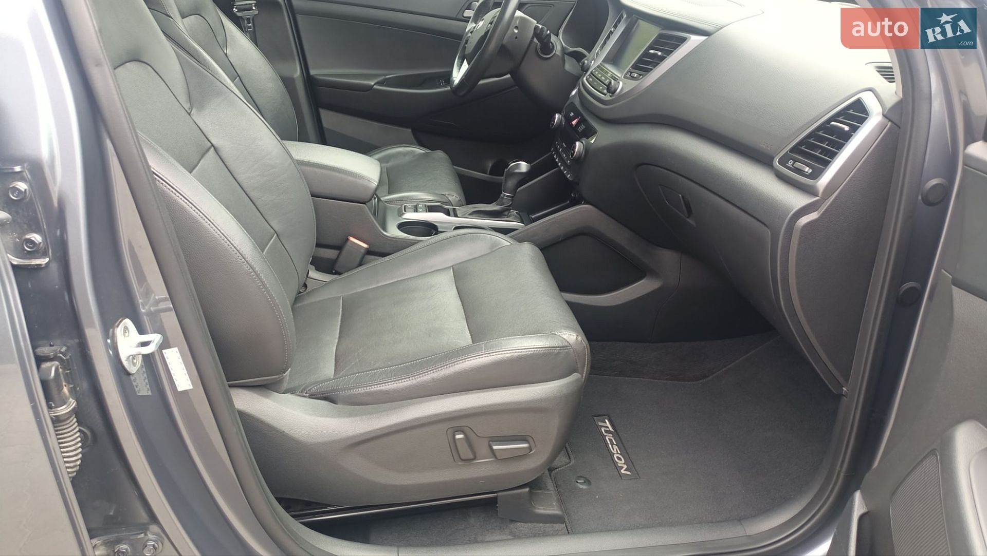 Hyundai Tucson 2016 VIN KM8J33A21GU236720 фото оголошення 10 з 27
