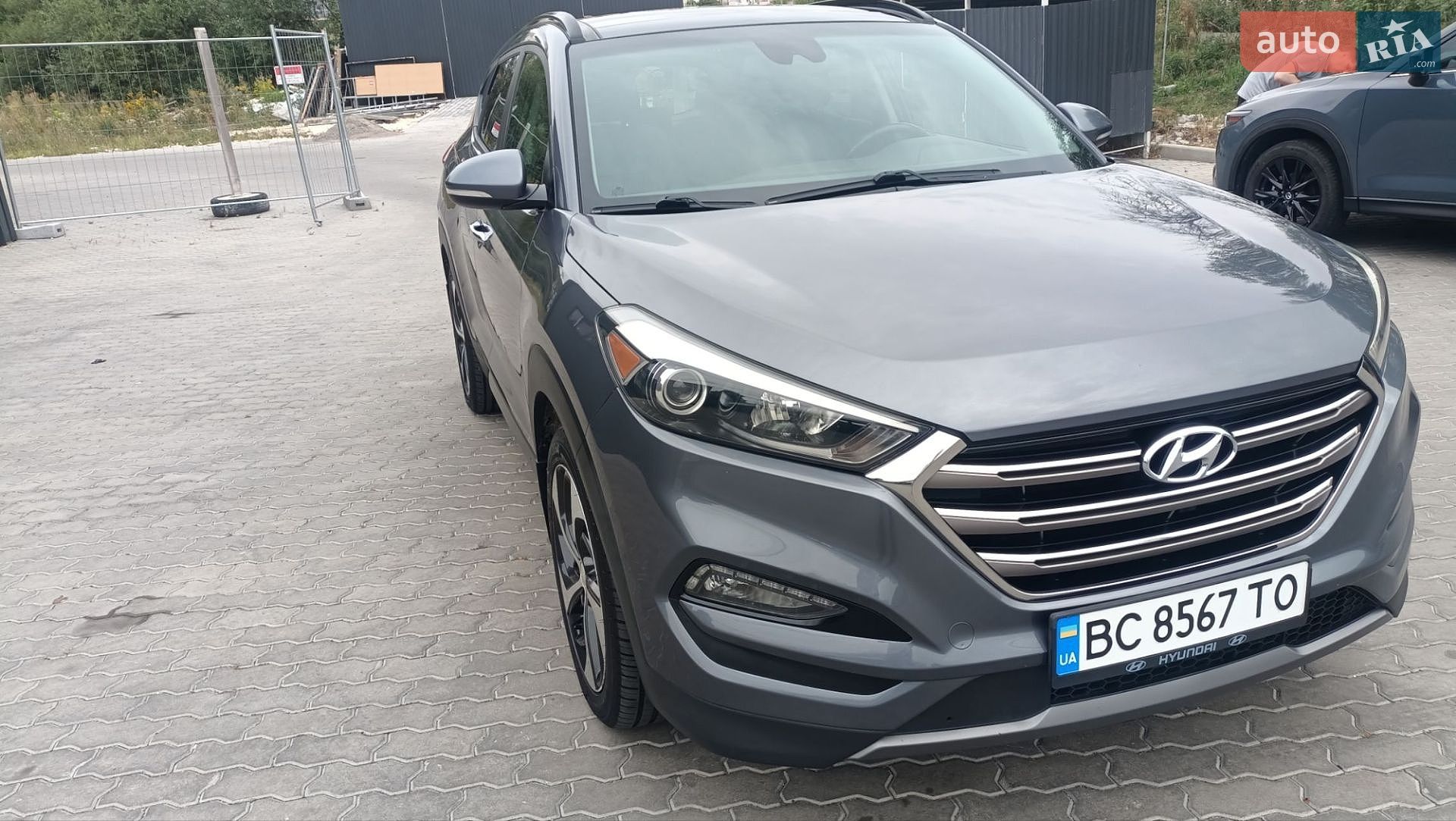 Hyundai Tucson 2016 VIN KM8J33A21GU236720 фото оголошення 2 з 27