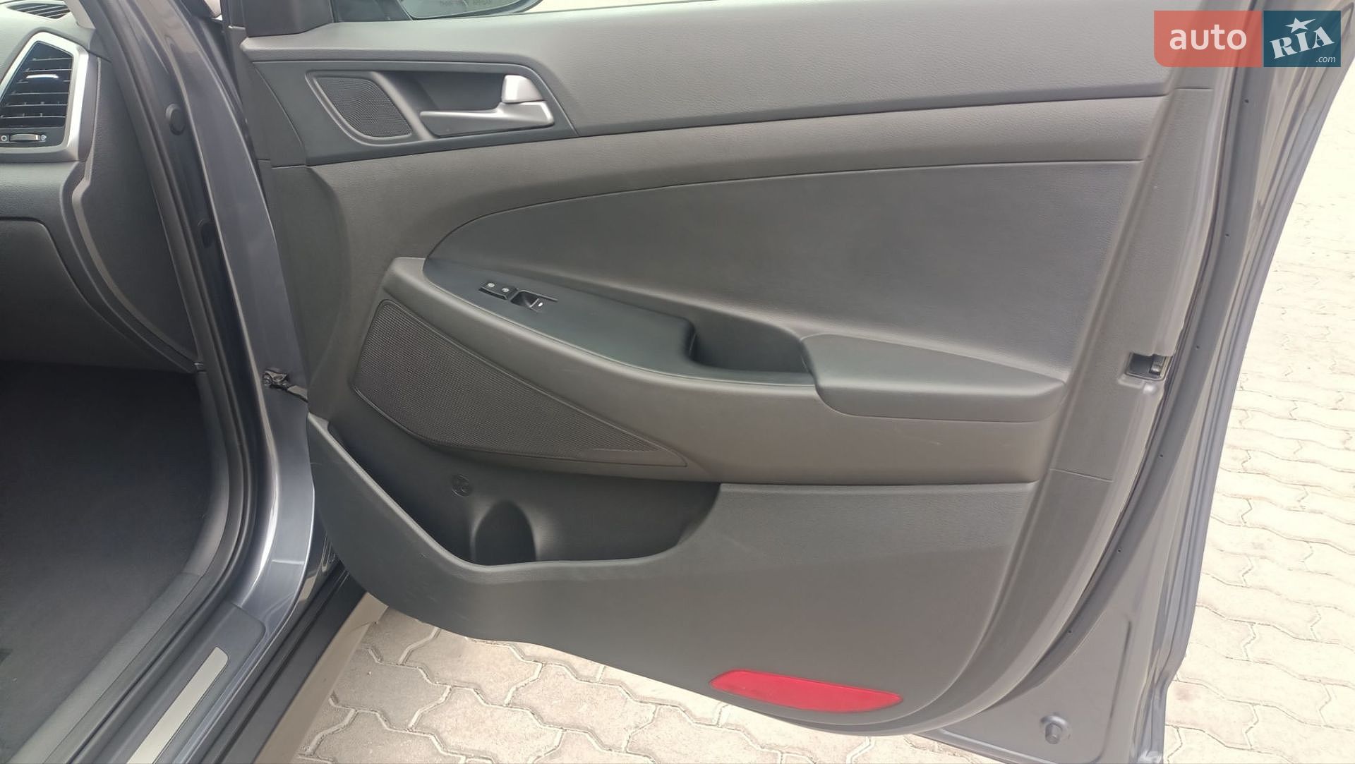 Hyundai Tucson 2016 VIN KM8J33A21GU236720 фото оголошення 14 з 27
