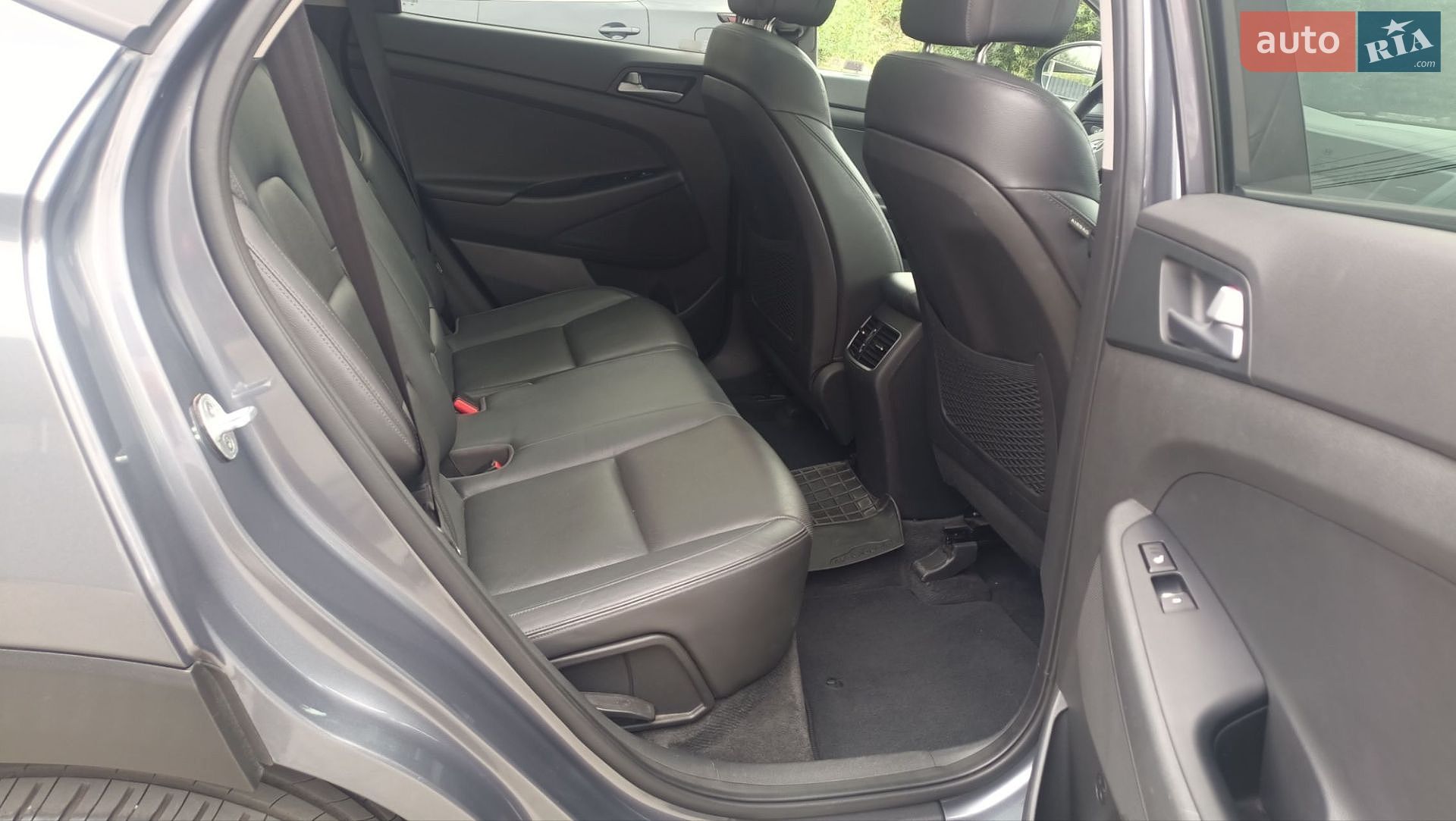 Hyundai Tucson 2016 VIN KM8J33A21GU236720 фото оголошення 19 з 27