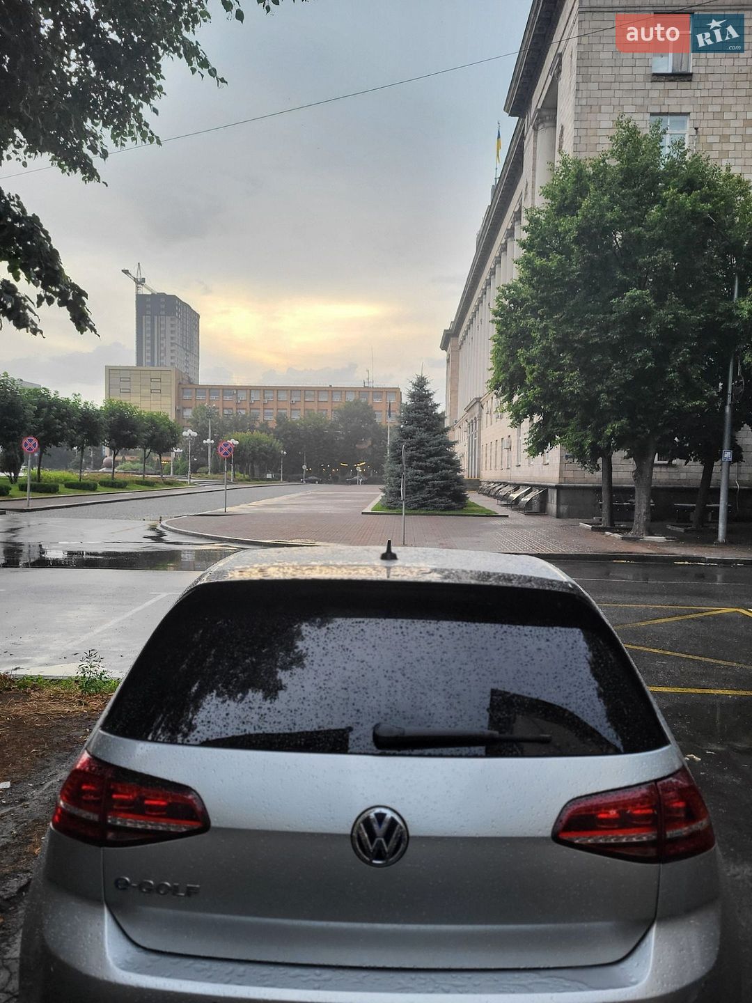 Volkswagen e-Golf 2015 VIN WVWZZZAUZGW902630 фото оголошення 3 з 43
