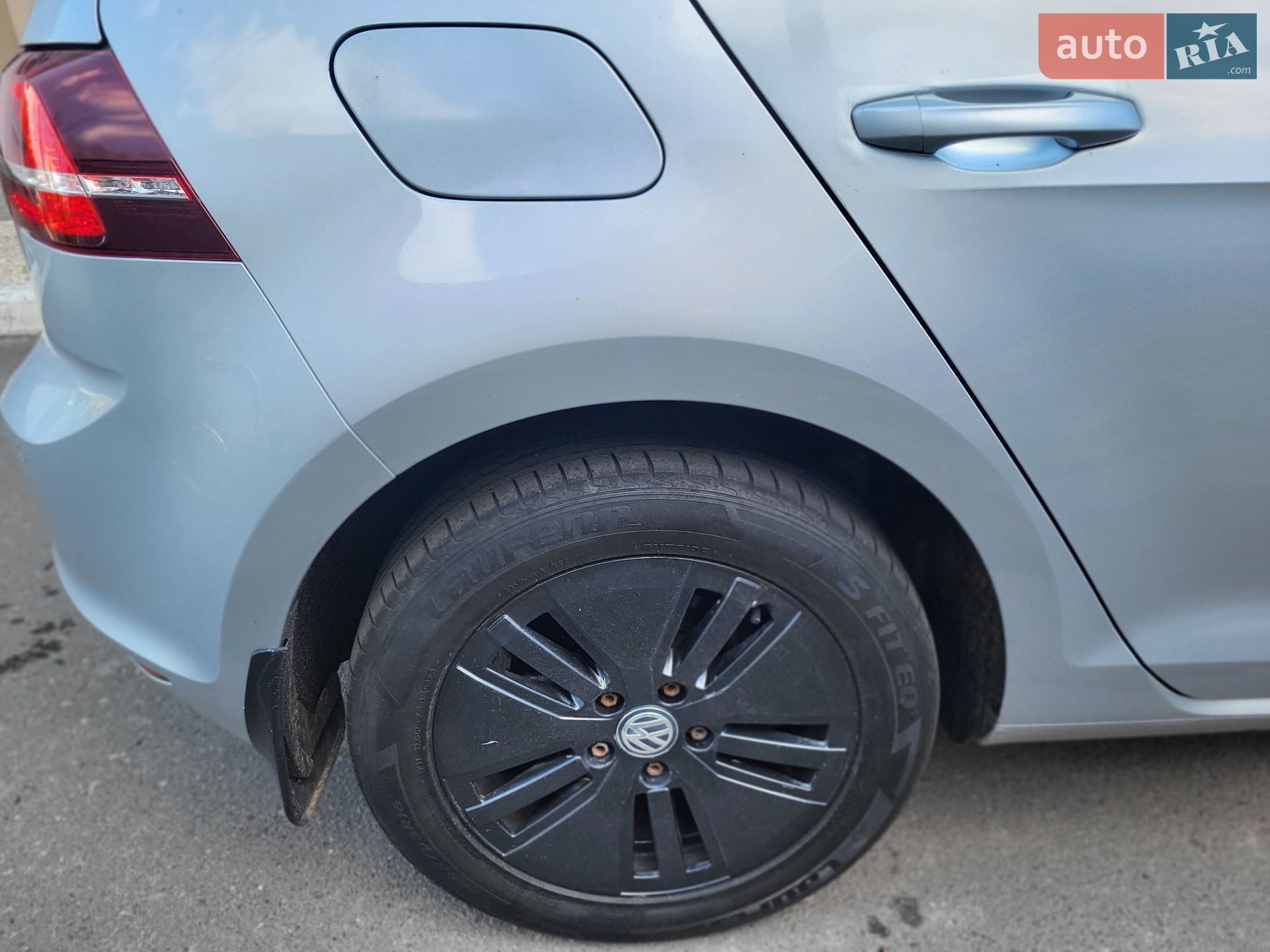 Volkswagen e-Golf 2015 VIN WVWZZZAUZGW902630 фото оголошення 24 з 43