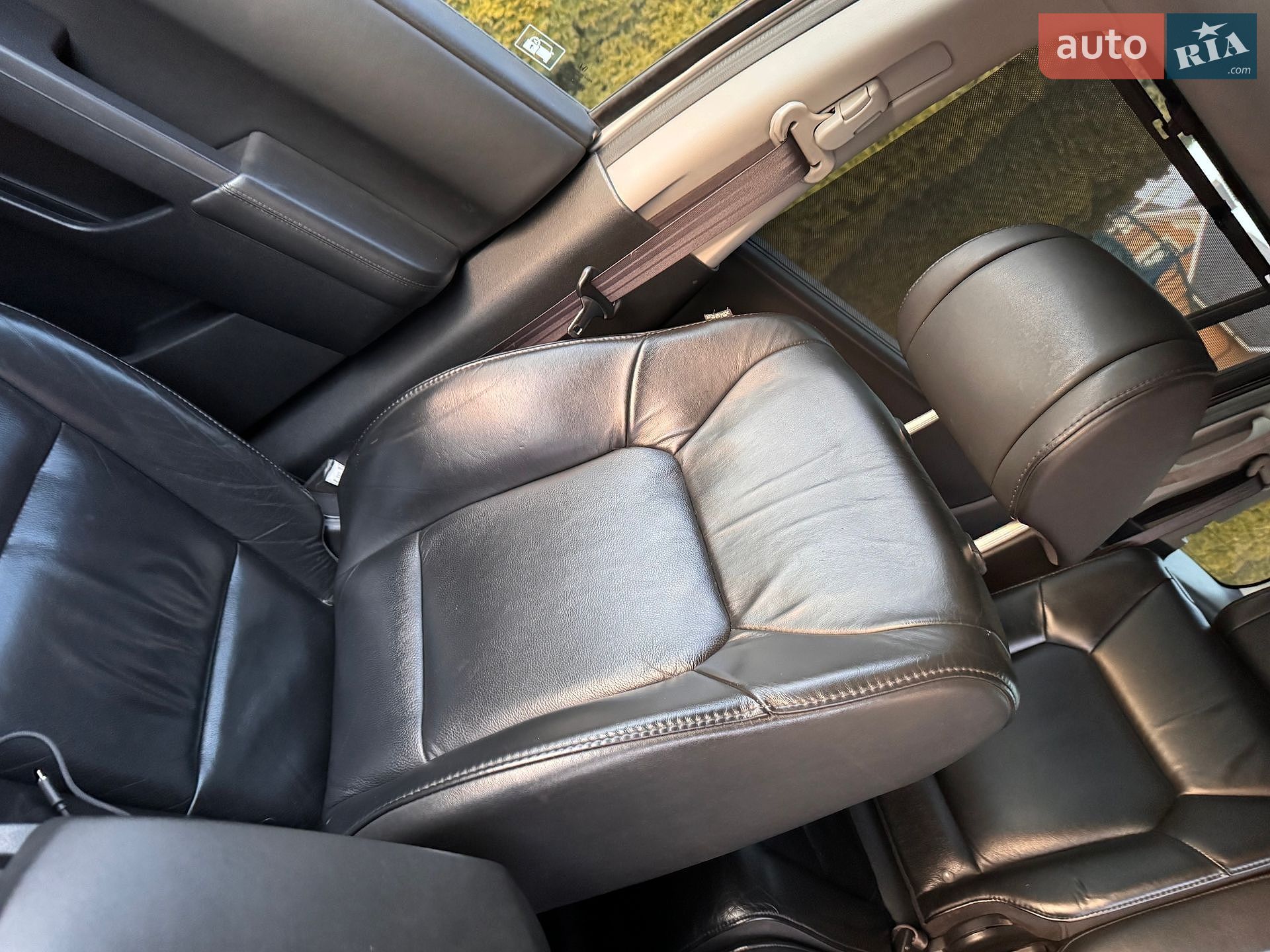 Honda Pilot 2011 VIN 5FNYF4880BB401405 фото оголошення 7 з 27