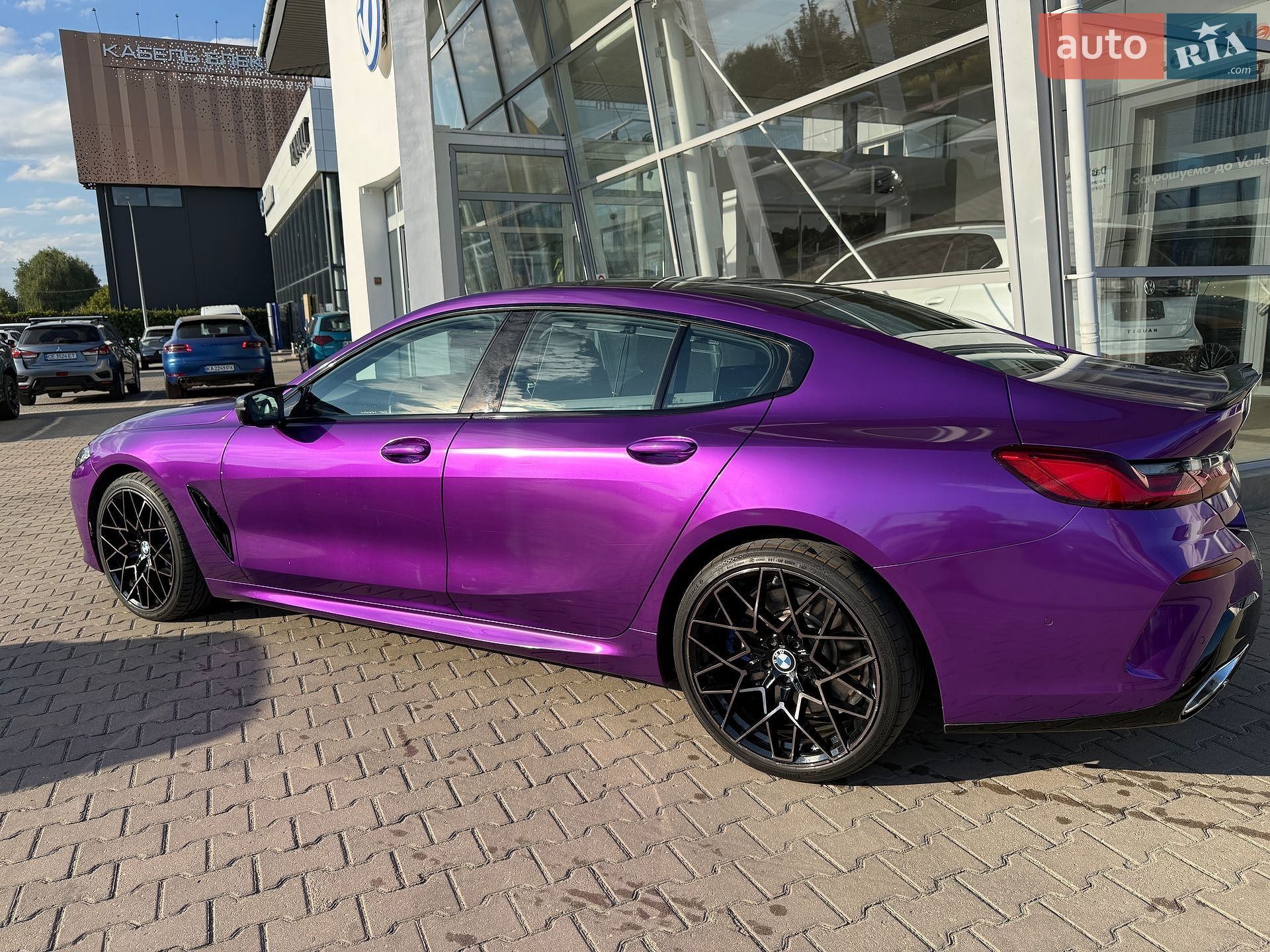 BMW 8 Series Gran Coupe 2022 VIN WBAGV4C05PCL67212 фото оголошення 18 з 32