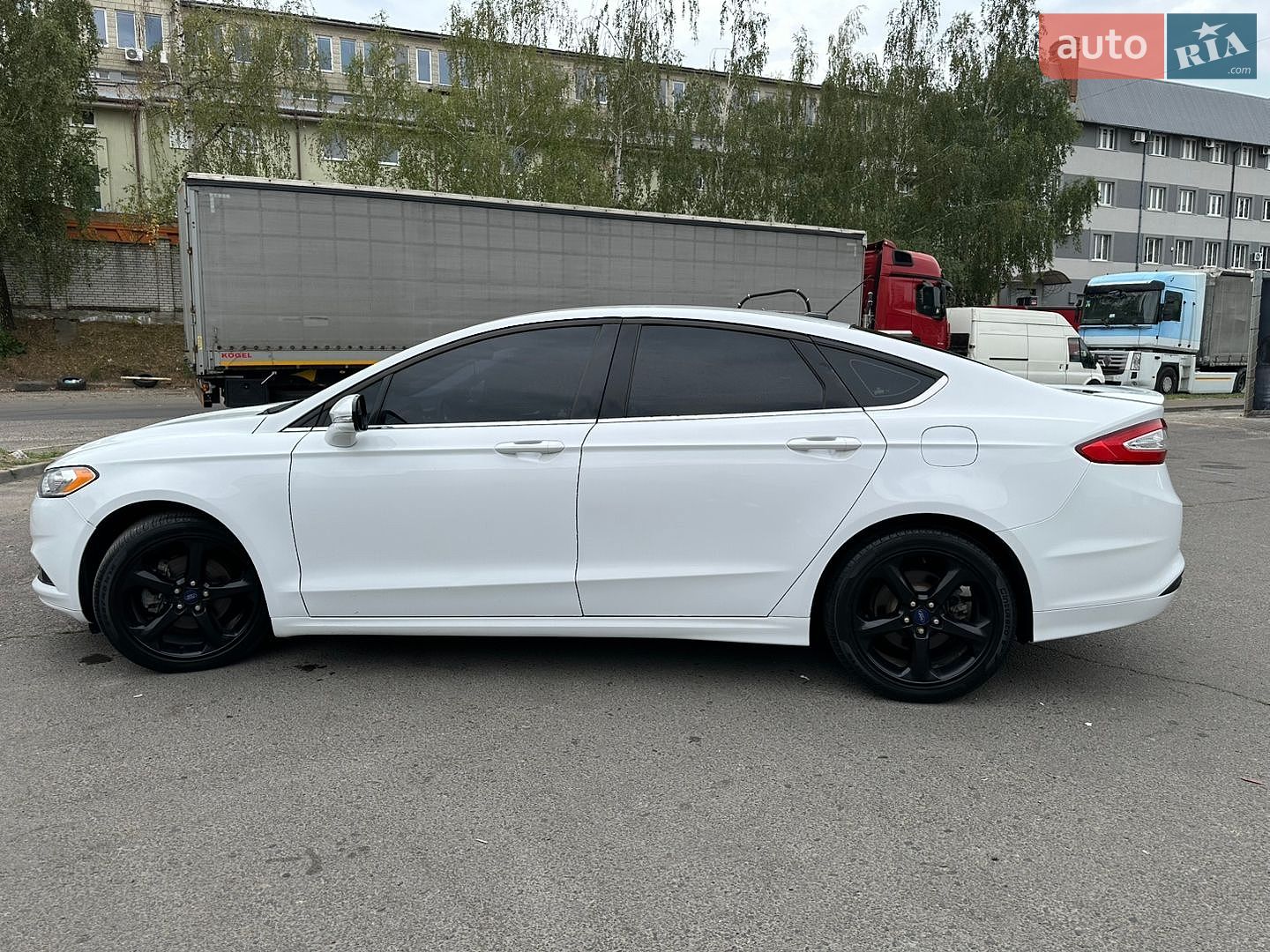 Ford Fusion 2016 VIN 3FA6P0H78GR190413 фото оголошення 6 з 27