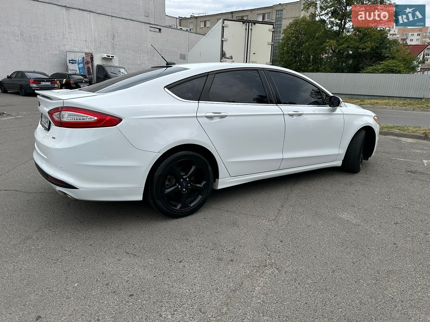 Ford Fusion 2016 VIN 3FA6P0H78GR190413 фото оголошення 11 з 27