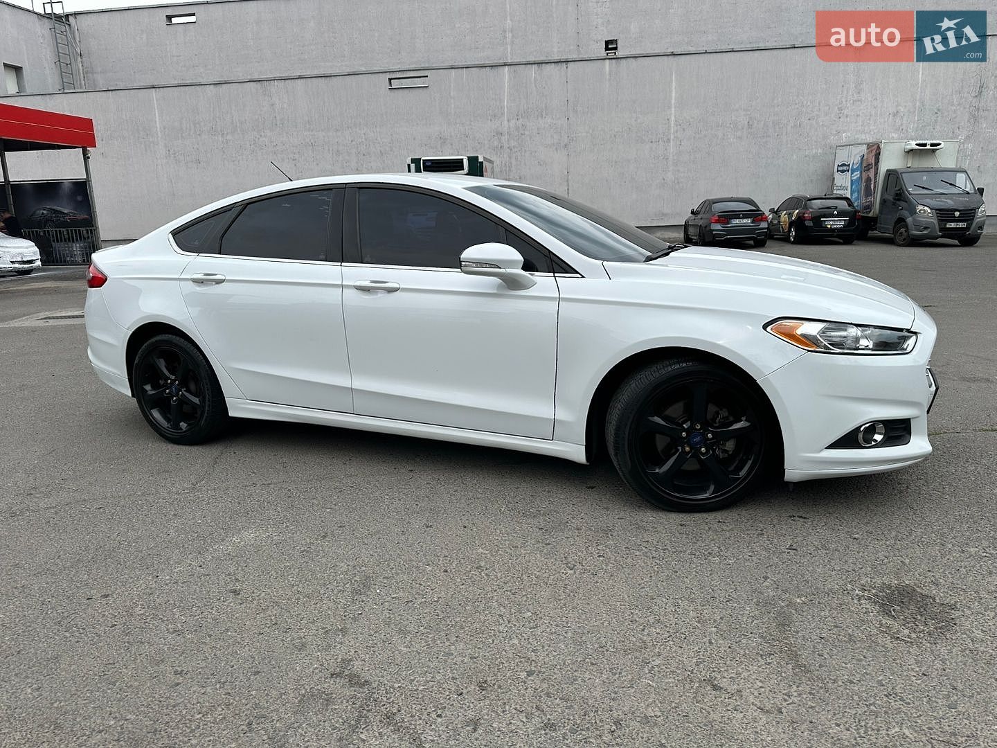 Ford Fusion 2016 VIN 3FA6P0H78GR190413 фото оголошення 13 з 27