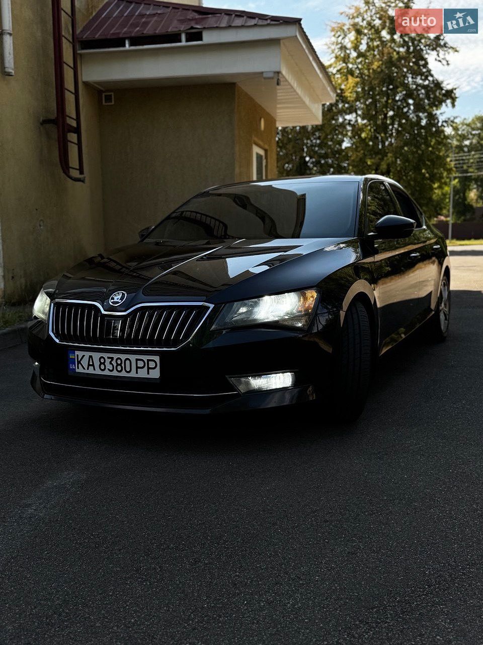 Skoda Superb 2015 VIN TMBAH7NP7G7028360 фото оголошення 2 з 51
