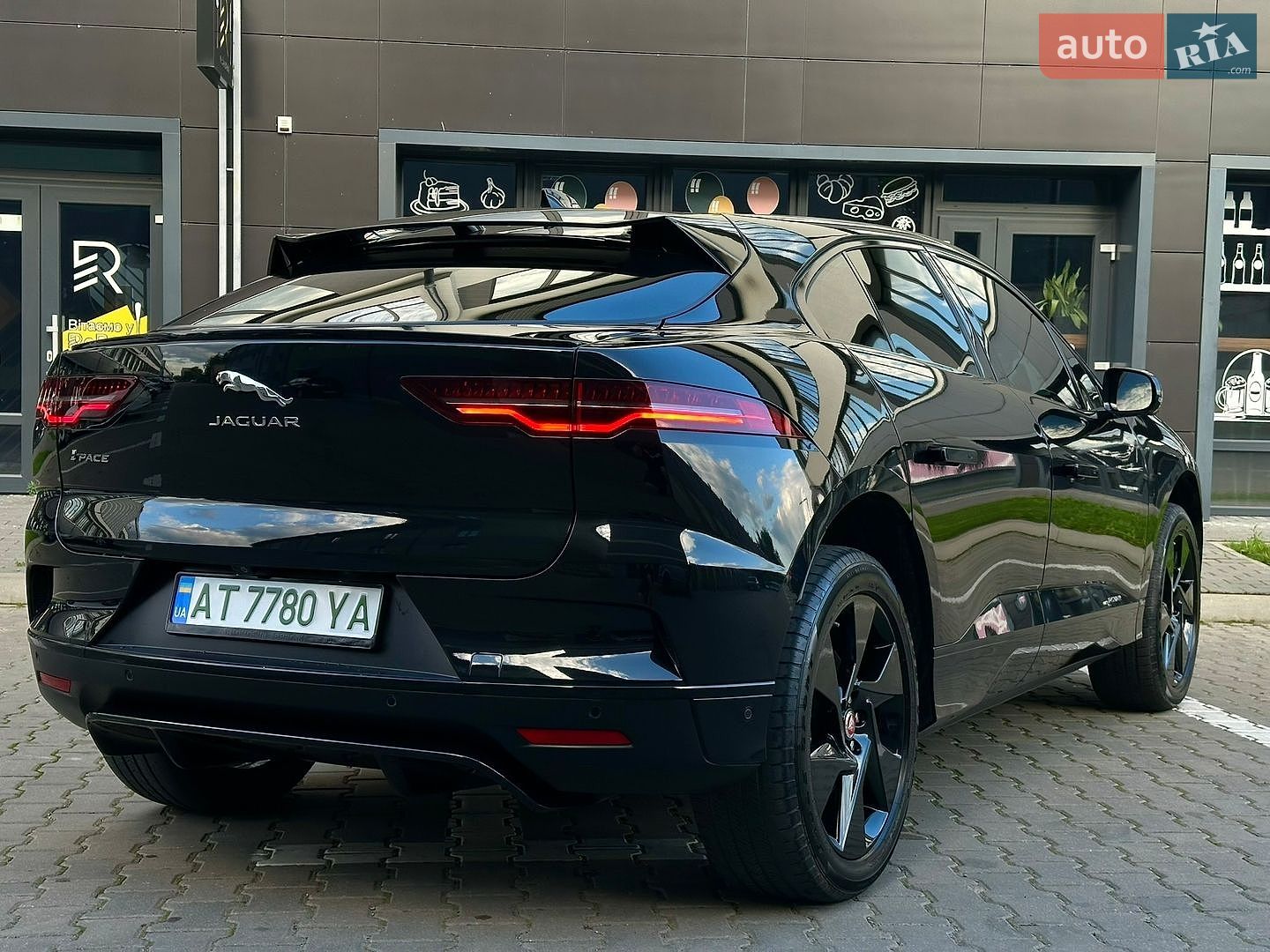 Jaguar I-Pace 2020 VIN SADHA2B13M1609752 фото оголошення 6 з 39