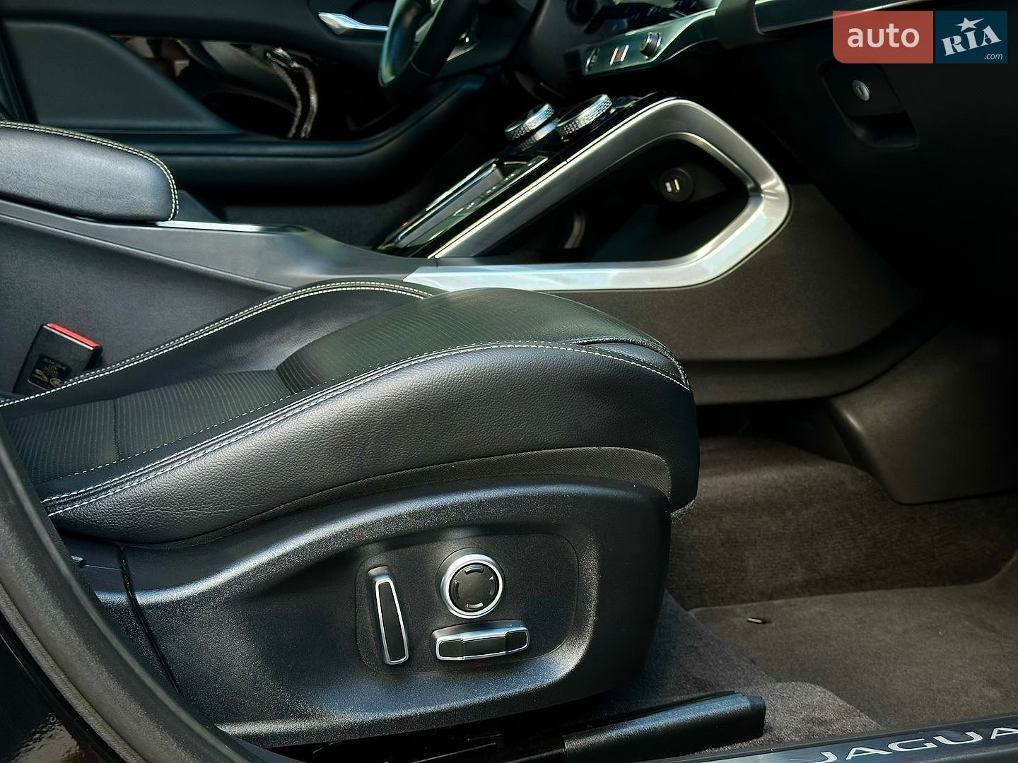 Jaguar I-Pace 2020 VIN SADHA2B13M1609752 фото оголошення 27 з 39