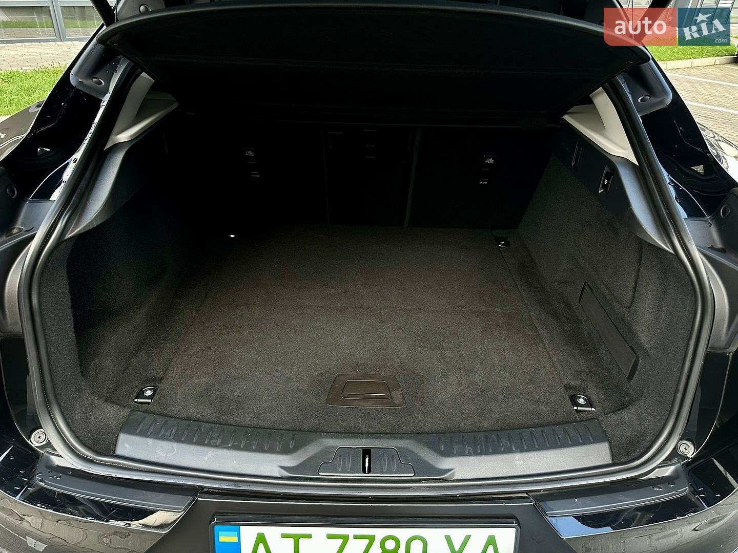 Jaguar I-Pace 2020 VIN SADHA2B13M1609752 фото оголошення 34 з 39