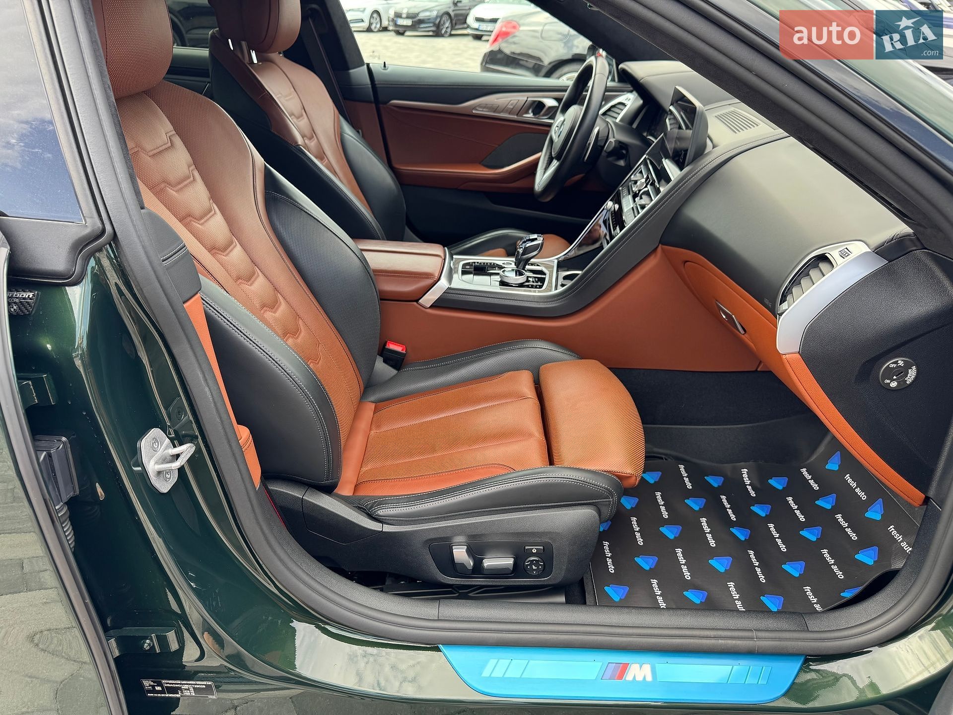 BMW 8 Series Gran Coupe 2024 VIN WBAGW01080CT39029 фото оголошення 41 з 44