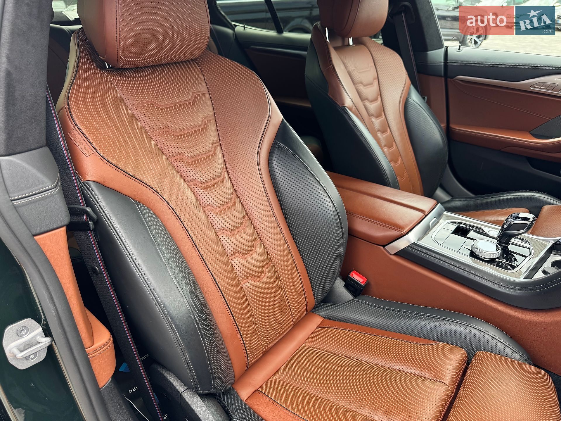 BMW 8 Series Gran Coupe 2024 VIN WBAGW01080CT39029 фото оголошення 40 з 44
