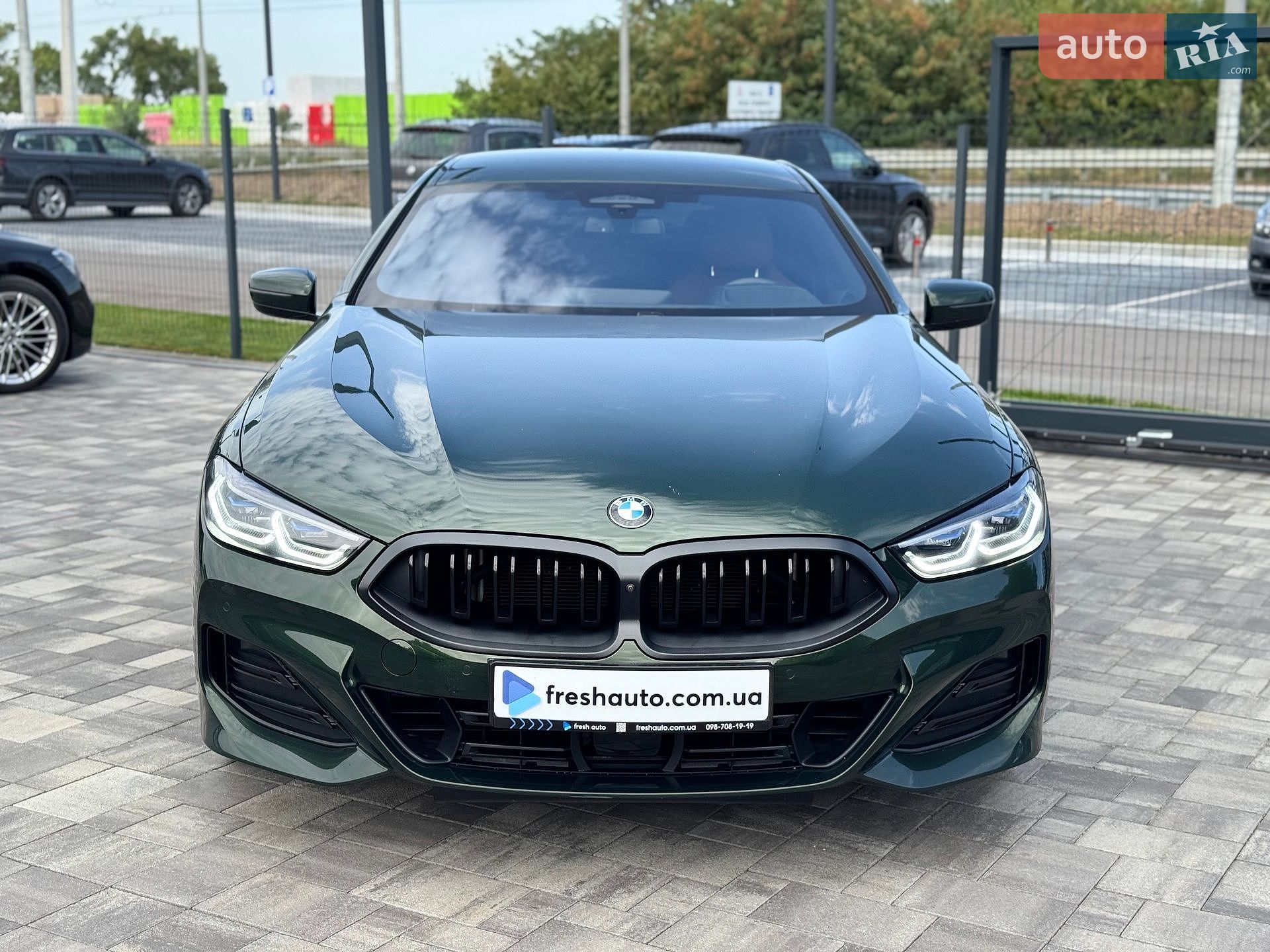 BMW 8 Series Gran Coupe 2024 VIN WBAGW01080CT39029 фото оголошення 2 з 44