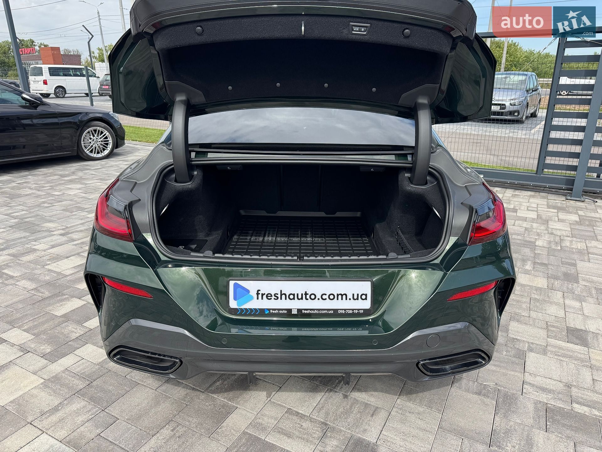 BMW 8 Series Gran Coupe 2024 VIN WBAGW01080CT39029 фото оголошення 32 з 44