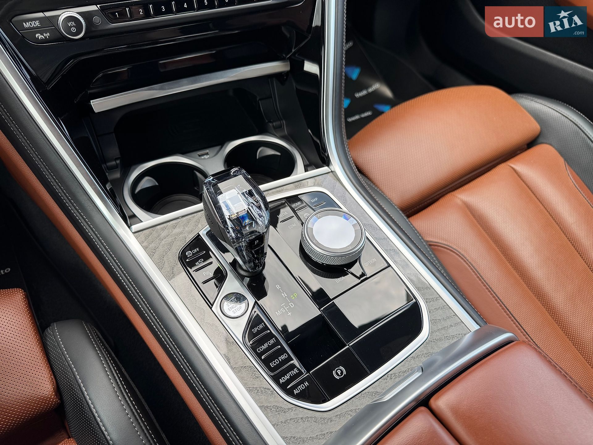 BMW 8 Series Gran Coupe 2024 VIN WBAGW01080CT39029 фото оголошення 28 з 44