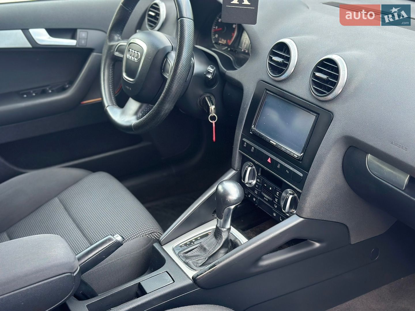 Audi A3 2010 VIN WAUZZZ8PXAB017913 фото оголошення 27 з 39