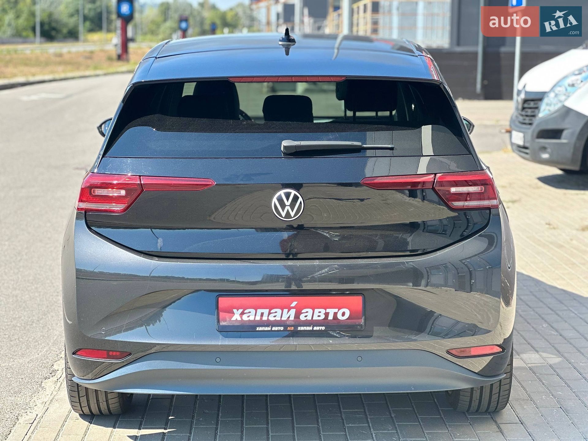 Volkswagen ID.3 2020 VIN WVWZZZE1ZLP017419 фото оголошення 7 з 21