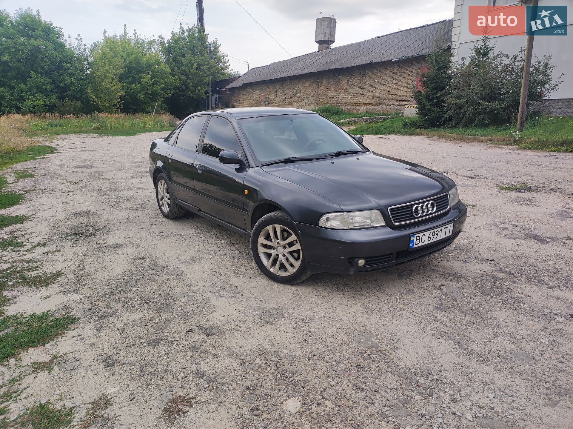 Audi A4 1998 VIN WAUZZZ81ZCA009715 фото оголошення 3 з 24