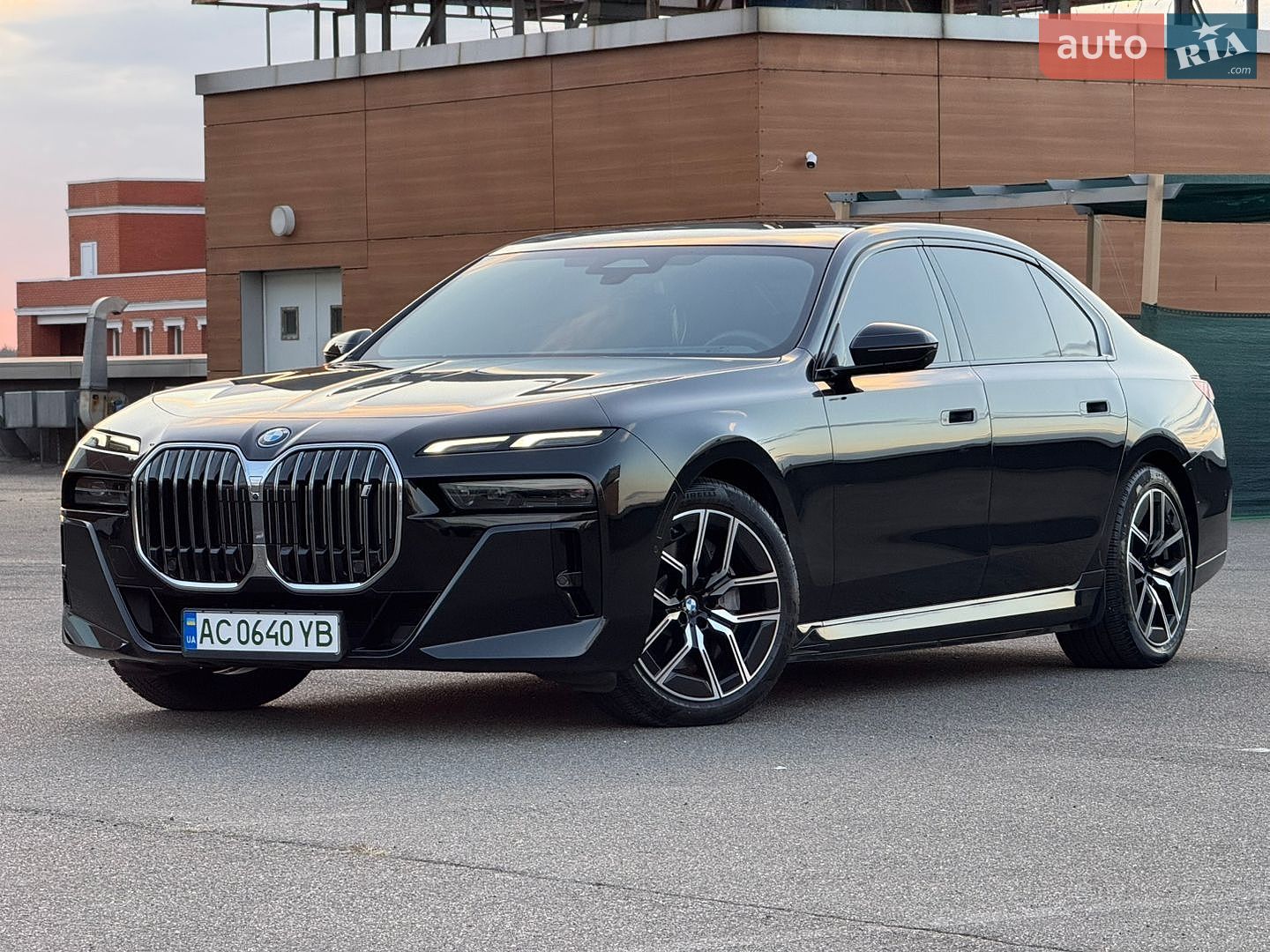 BMW i7 2023 VIN WBY53EJ07RCP77276 фото оголошення 6 з 105