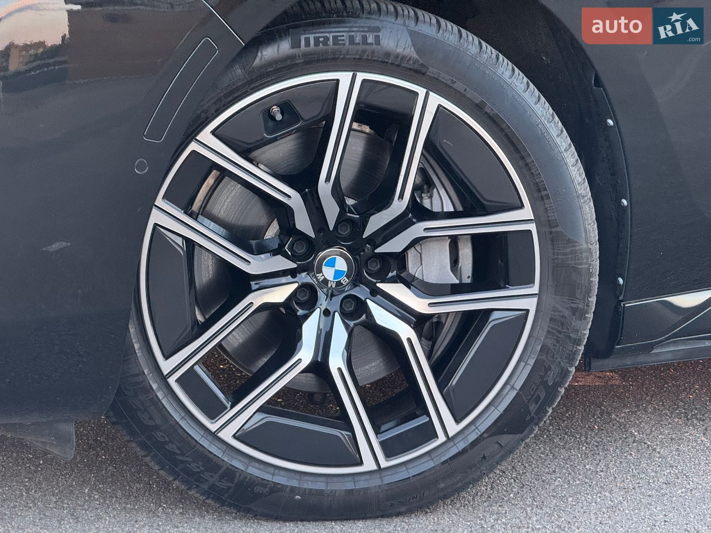BMW i7 2023 VIN WBY53EJ07RCP77276 фото оголошення 14 з 105