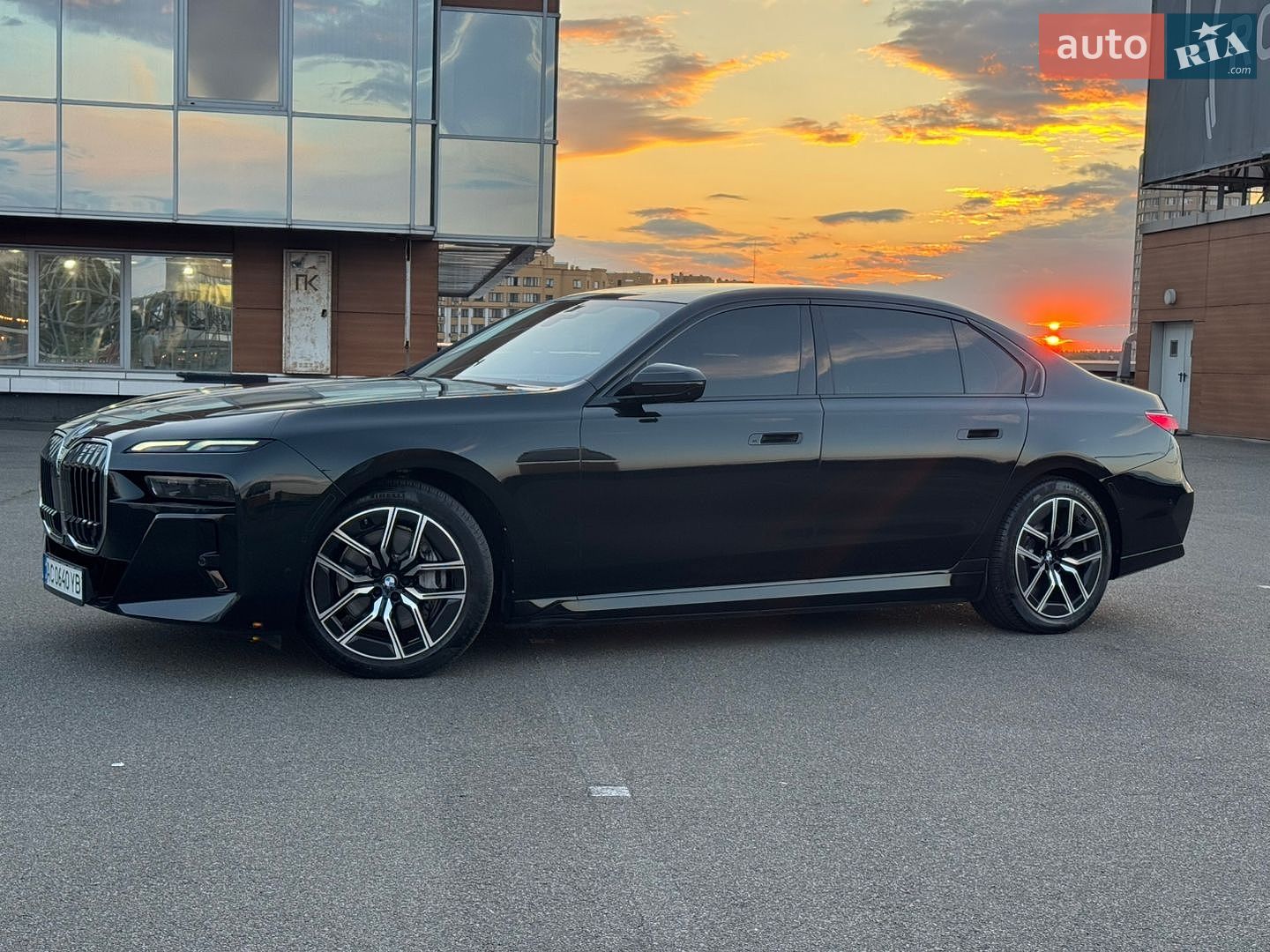 BMW i7 2023 VIN WBY53EJ07RCP77276 фото оголошення 17 з 105