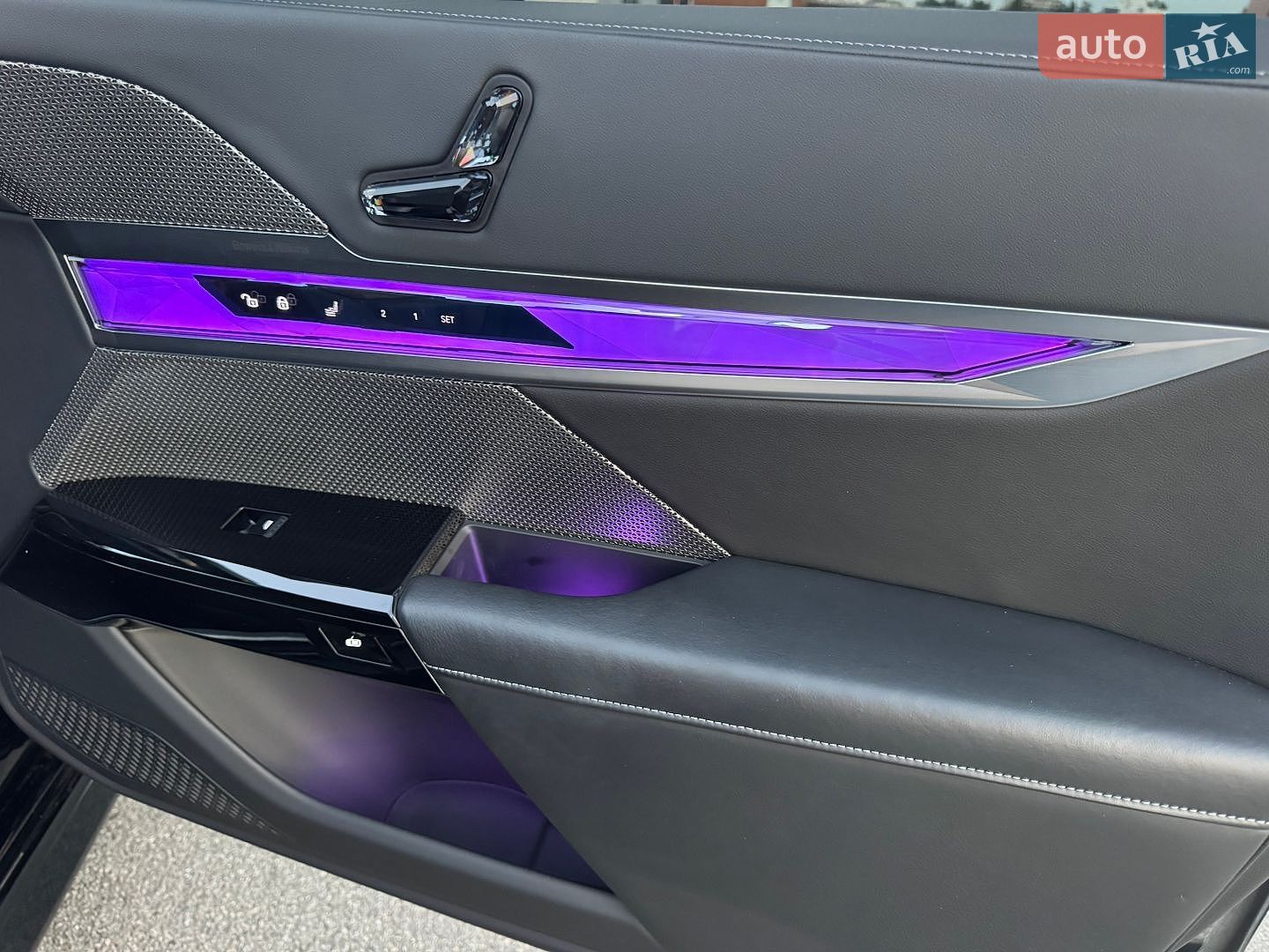 BMW i7 2023 VIN WBY53EJ07RCP77276 фото оголошення 74 з 105