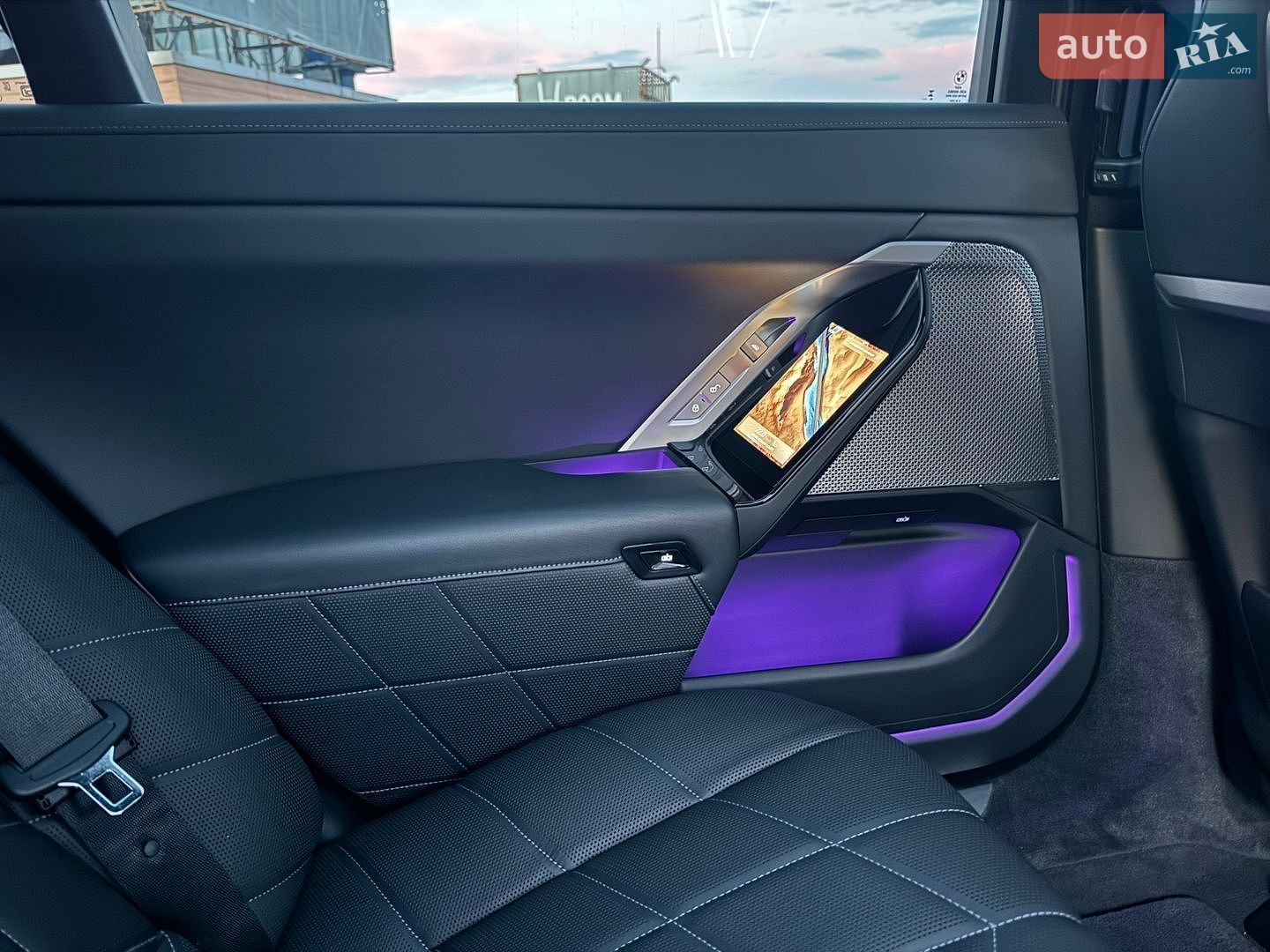 BMW i7 2023 VIN WBY53EJ07RCP77276 фото оголошення 90 з 105