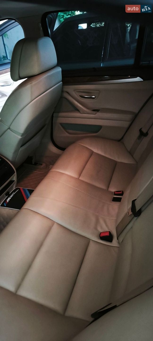 BMW 5 Series 2011 VIN WBAFU7C58BDU54004 фото оголошення 28 з 34