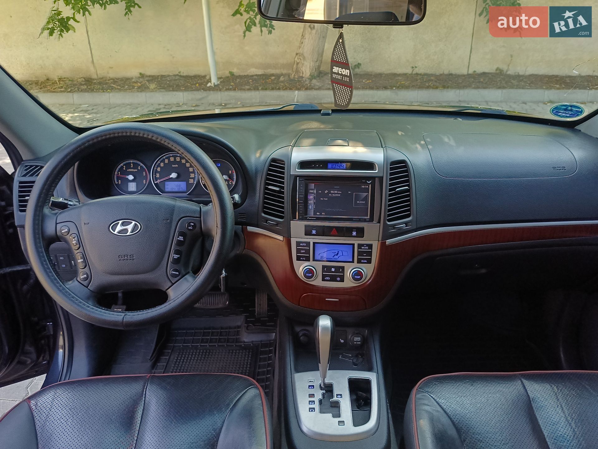Hyundai Santa FE 2008 VIN KMHSH81WP8U283581 фото оголошення 17 з 31