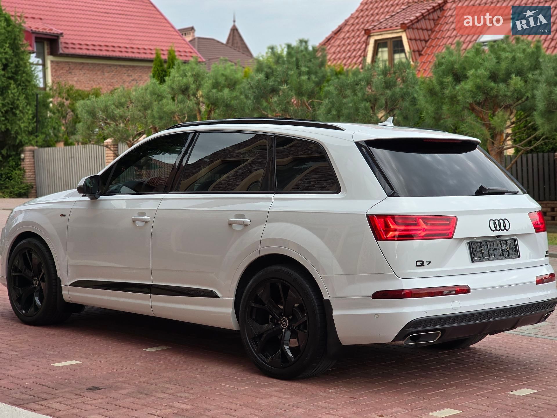 Audi Q7 2018 VIN WAUZZZ4M9JD021533 фото оголошення 5 з 55