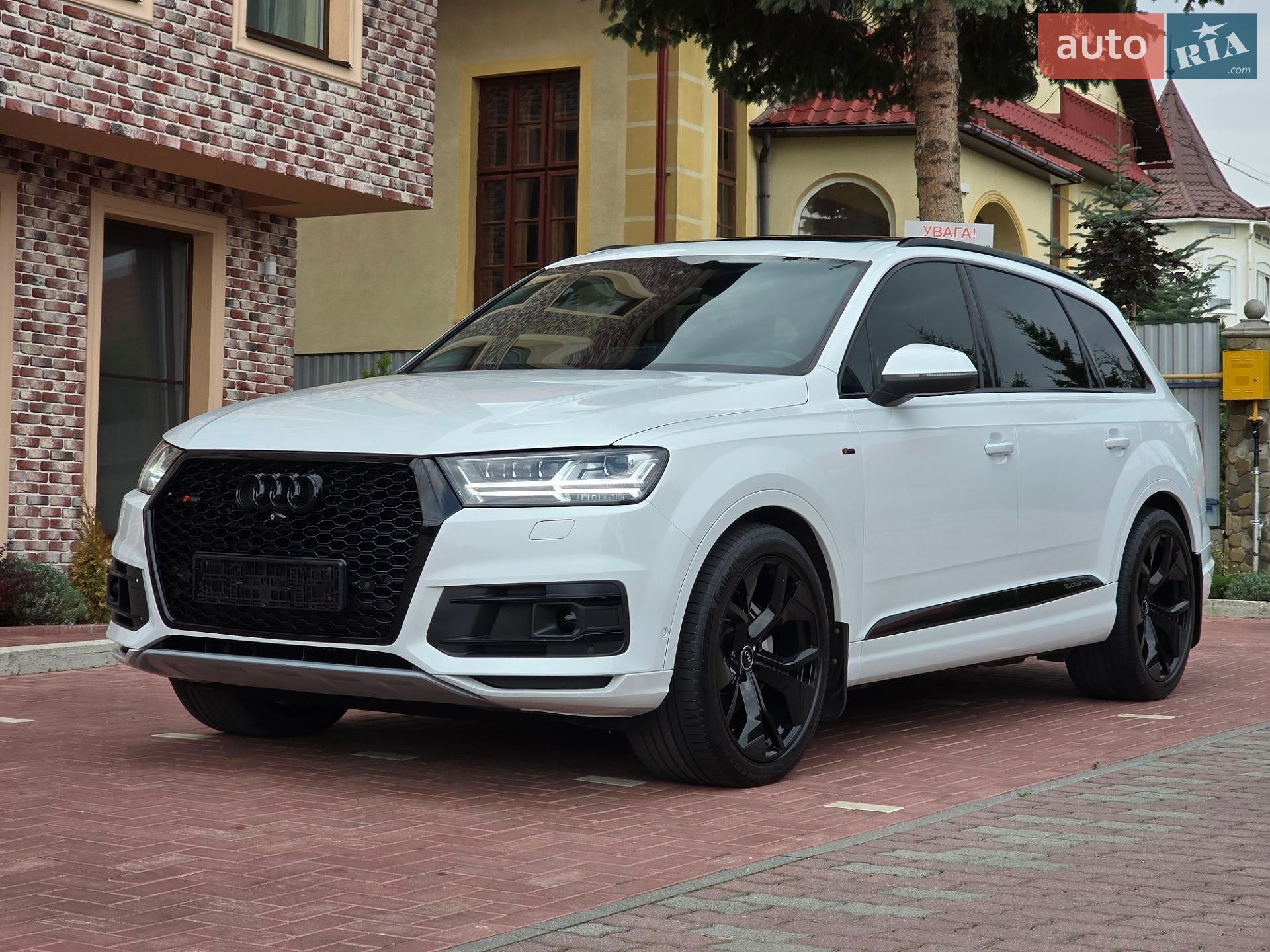 Audi Q7 2018 VIN WAUZZZ4M9JD021533 фото оголошення 2 з 55
