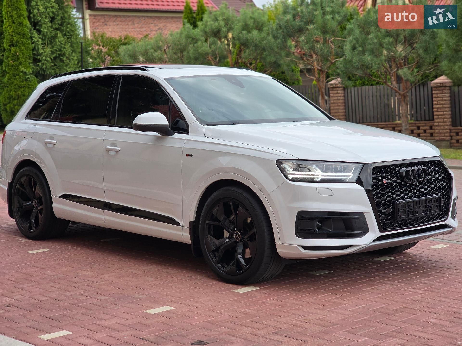 Audi Q7 2018 VIN WAUZZZ4M9JD021533 фото оголошення 8 з 55