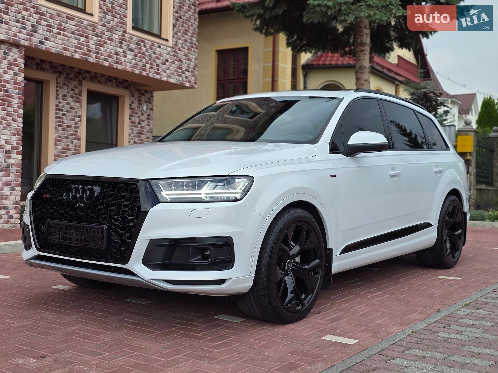 Audi Q7 2018 VIN WAUZZZ4M9JD021533 фото оголошення 10 з 55