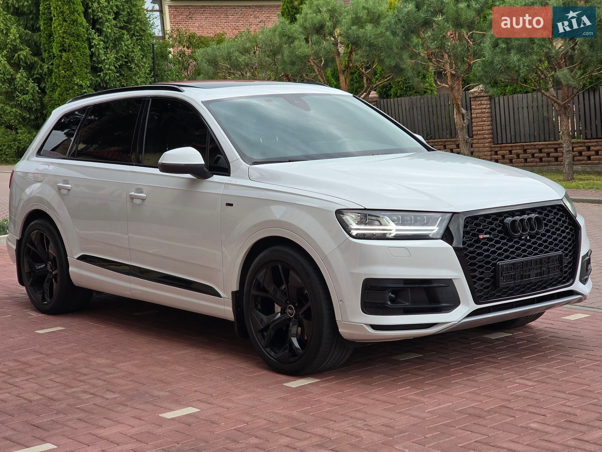 Audi Q7 2018 VIN WAUZZZ4M9JD021533 фото оголошення 14 з 55