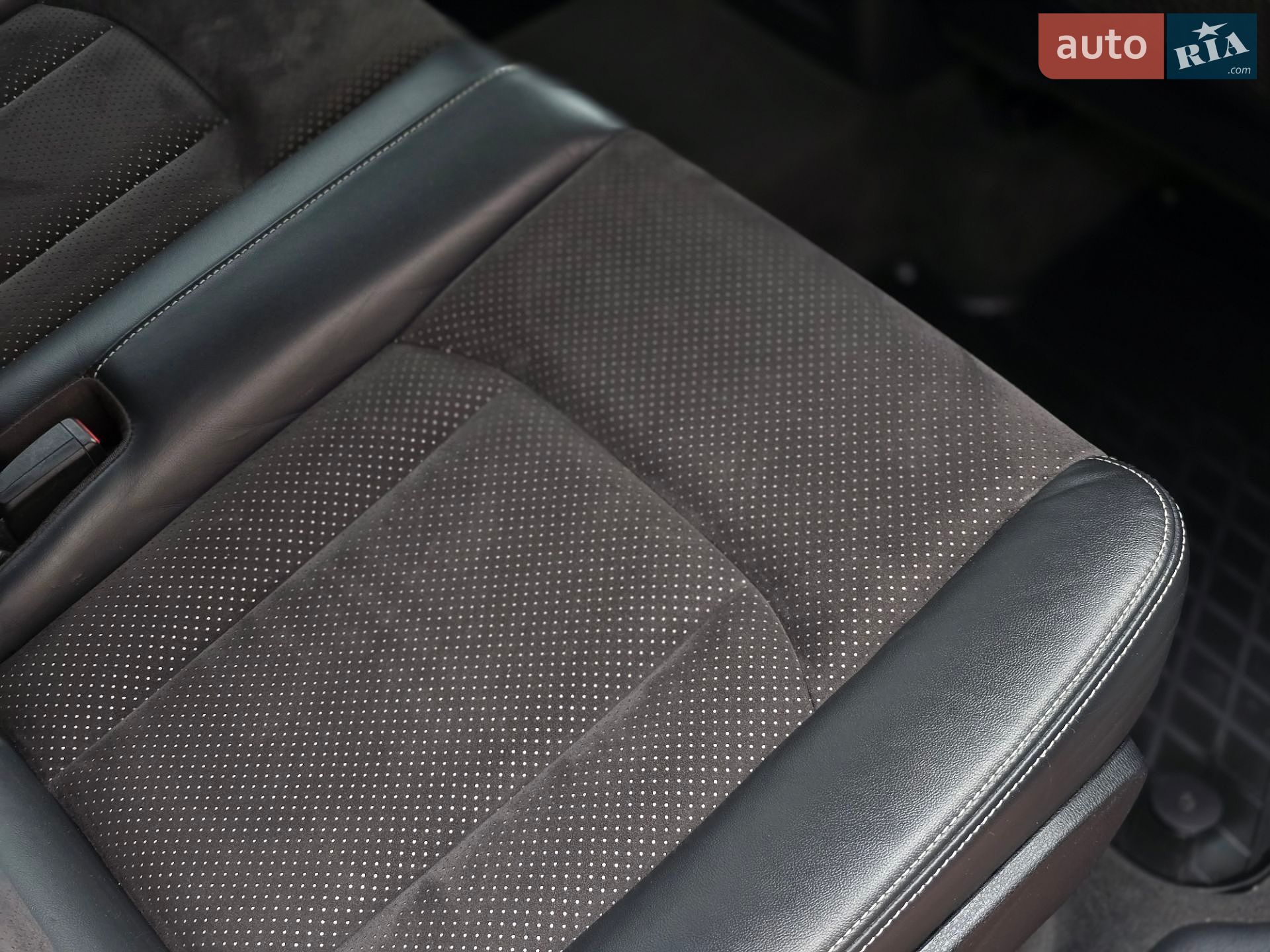 Audi Q7 2018 VIN WAUZZZ4M9JD021533 фото оголошення 49 з 55