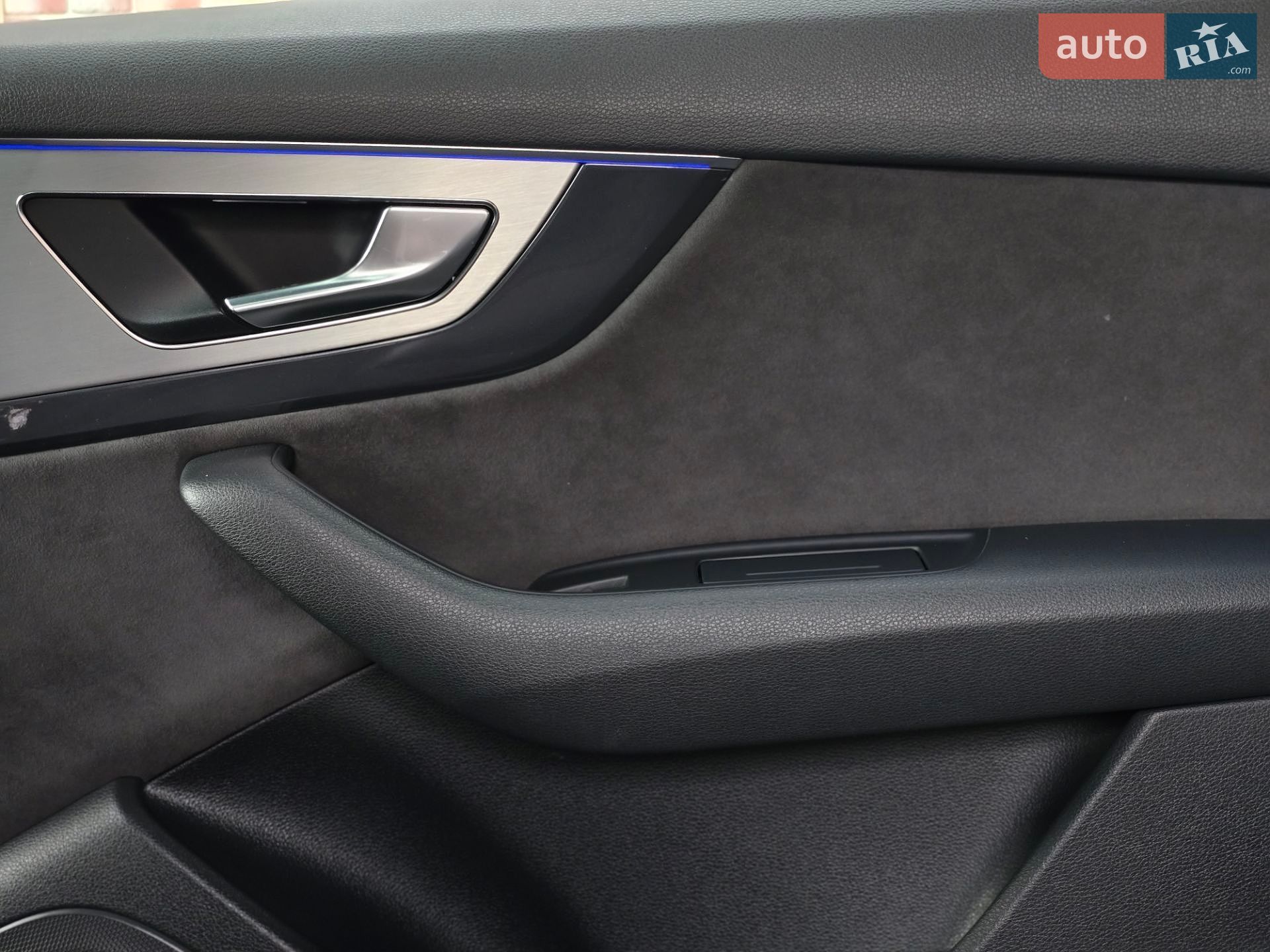Audi Q7 2018 VIN WAUZZZ4M9JD021533 фото оголошення 51 з 55