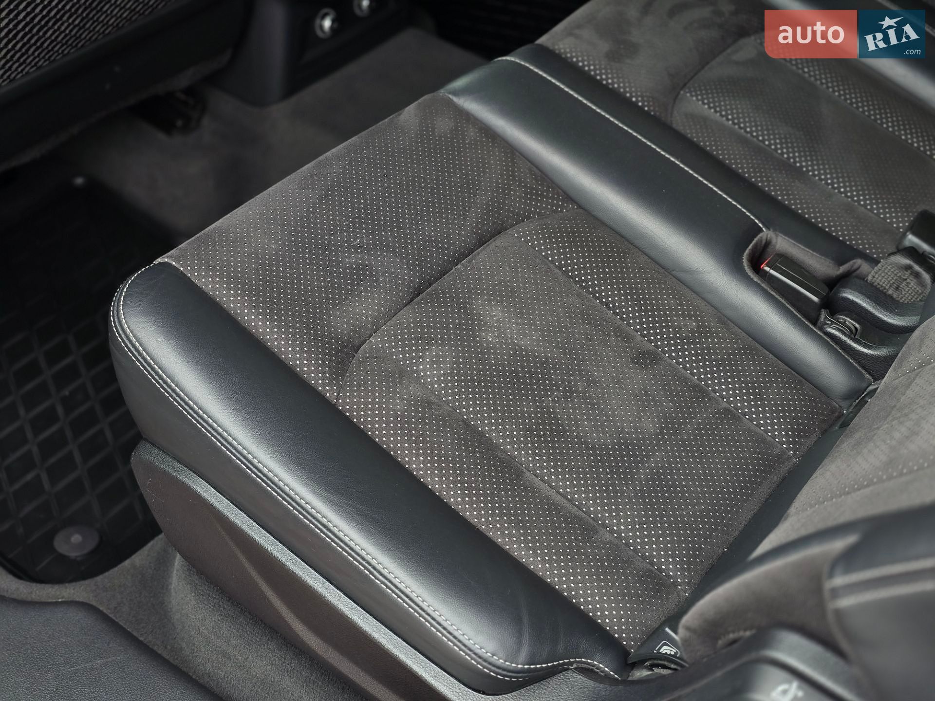 Audi Q7 2018 VIN WAUZZZ4M9JD021533 фото оголошення 54 з 55